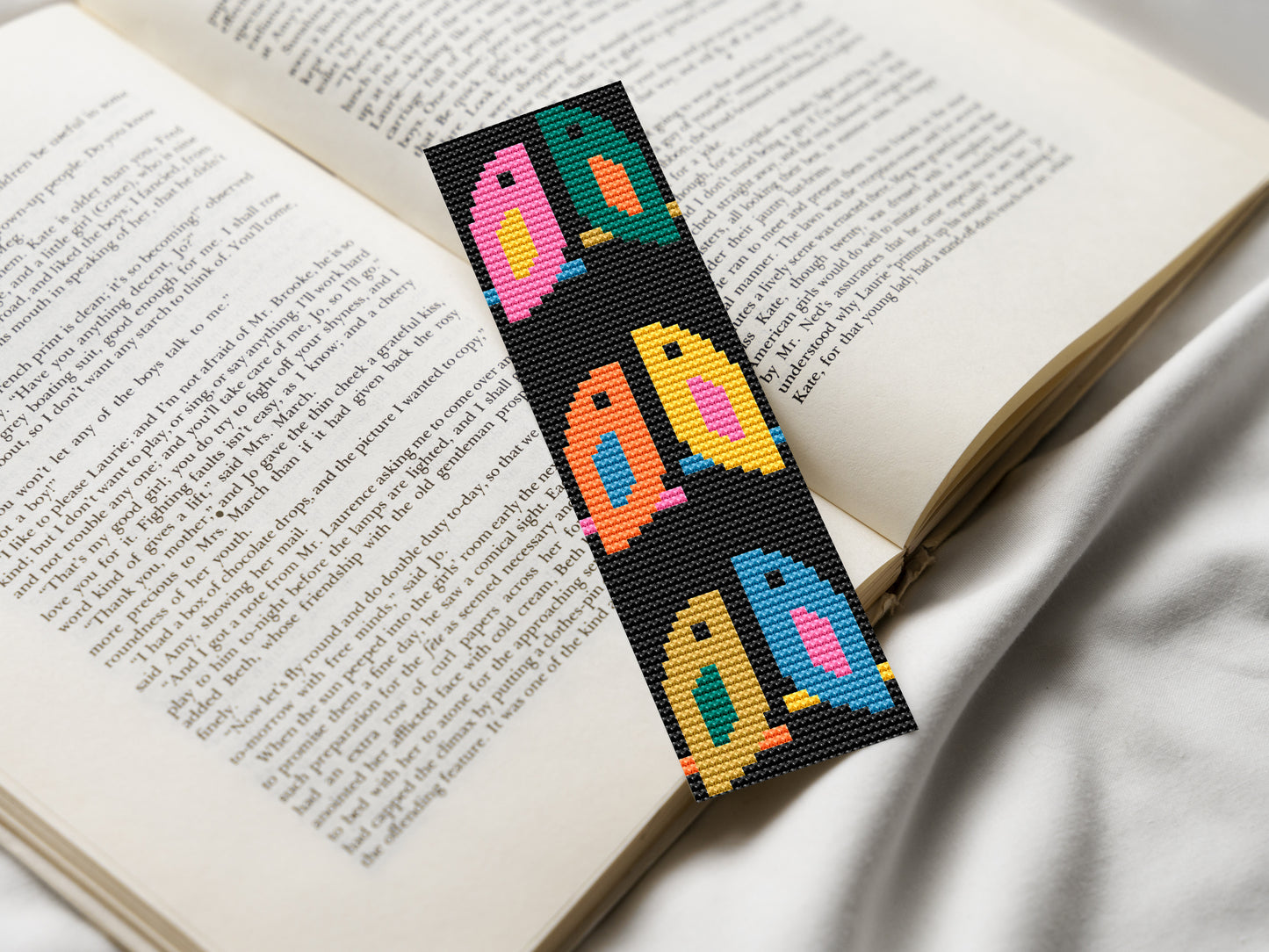 Modern cross stitch bookmarks – abstract PDF patterns on black Aida, colorful handmade gift ideas for readers and stitchers